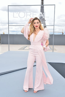 Amber Heard feet photo thumbnail