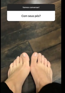Adriane Galisteu feet photo thumbnail