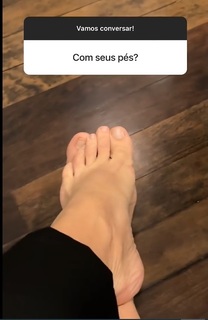 Adriane Galisteu feet photo thumbnail