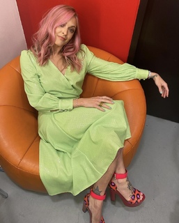 Fearne Cotton feet photo thumbnail