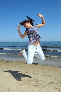 Ewa Farna feet photo thumbnail