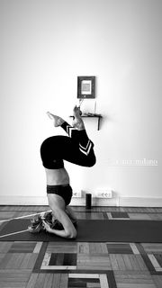 Federica Fontana feet photo thumbnail