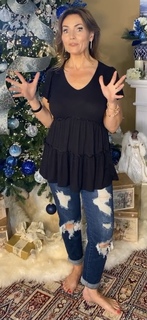 Lisa Robertson feet photo thumbnail