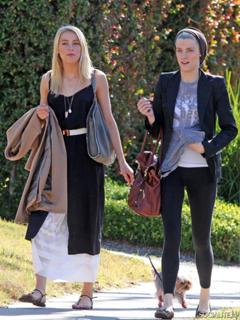 Amber Heard feet photo thumbnail
