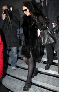 Lindsay Lohan feet photo thumbnail