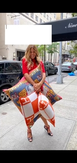 Kelly Bensimon feet photo thumbnail