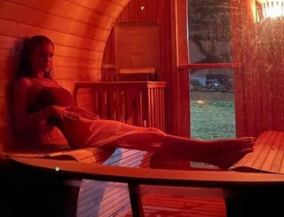 Marina Ruy Barbosa feet photo thumbnail