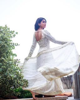 Shriya Saran feet photo thumbnail