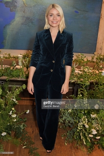 Holly Willoughby feet photo thumbnail