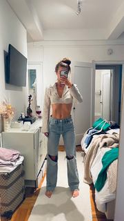 Nina Agdal feet photo thumbnail