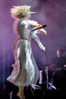 Aurora Aksnes feet photo thumbnail