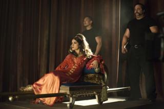 Salma Hayek feet photo thumbnail