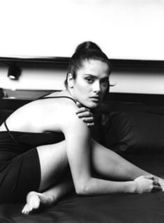 Salma Hayek feet photo thumbnail