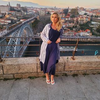 Lívia Andrade feet photo thumbnail