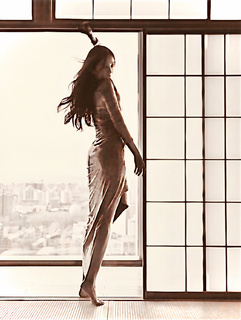 Mi Yang feet photo thumbnail