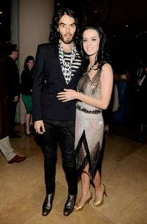 Katy Perry feet photo thumbnail