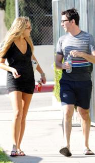 Amanda Bynes feet photo thumbnail