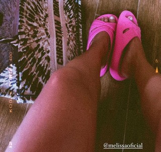 Giovanna Lancellotti feet photo thumbnail