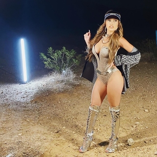 Chanel West Coast feet photo thumbnail