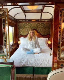 Chiara Ferragni feet photo thumbnail