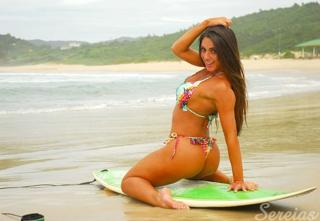 Nicole Bahls feet photo thumbnail