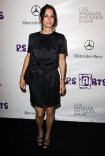 Courteney Cox feet photo thumbnail