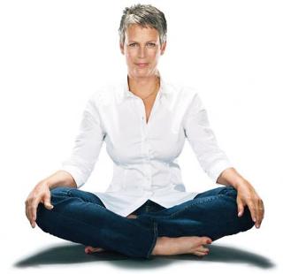 Jamie Lee Curtis feet photo 5