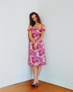 Jennifer Love Hewitt feet photo thumbnail