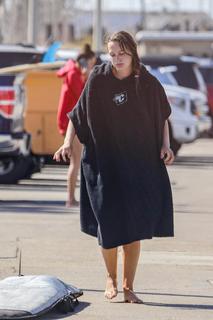 Leighton Meester feet photo thumbnail