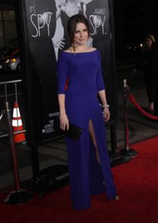 Sophia Bush feet photo thumbnail
