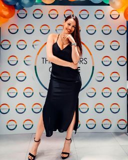 Carolina Ardohain feet photo thumbnail