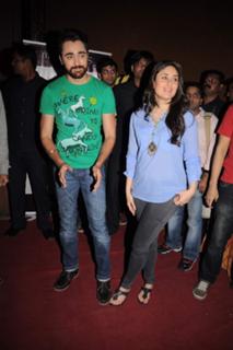 Kareena Kapoor feet photo thumbnail