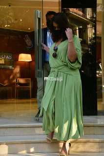 Ileana D'Cruz feet photo thumbnail