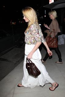Amber Heard feet photo thumbnail