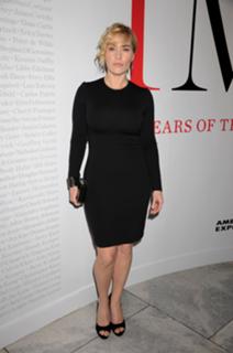 Kate Winslet feet photo thumbnail