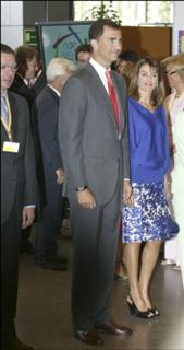Queen Letizia of Spain feet photo thumbnail