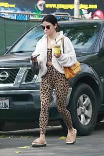 Lucy Hale feet photo thumbnail