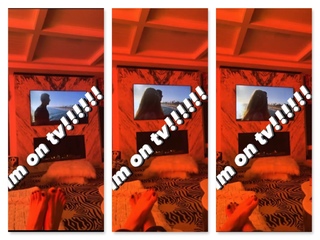 Gwen Stefani feet photo thumbnail