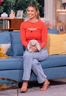 Ferne McCann feet photo thumbnail