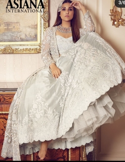 Parineeti Chopra feet photo thumbnail