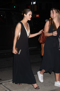 Keri Russell feet photo thumbnail