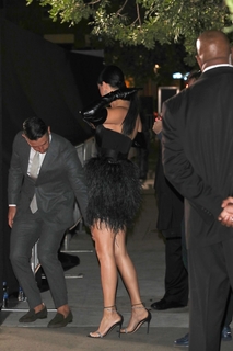 Adriana Lima feet photo thumbnail