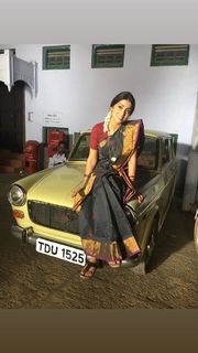 Shriya Saran feet photo thumbnail