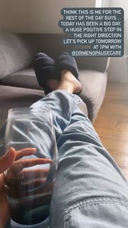 Lisa Snowdon feet photo thumbnail