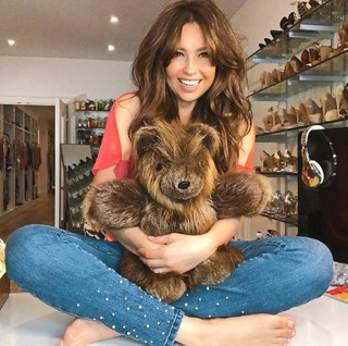 Thalía feet photo thumbnail