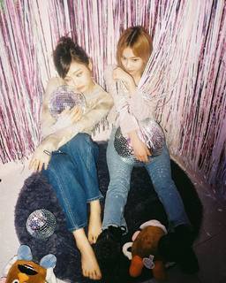 Yizhuo Ning feet photo 3