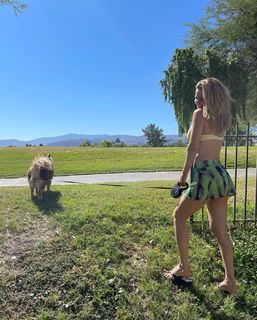 C.J. Perry Barnyashev feet photo thumbnail