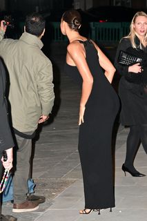 Irina Shayk feet photo thumbnail