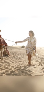 Caterina Balivo feet photo thumbnail