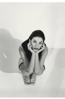 Camila Morrone feet photo thumbnail